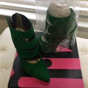 Very nice one of a kind heeled shoe boots